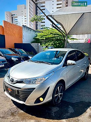 Yaris Sedan Xs Connect 1.5 Automático Flex 2021/2022 em Cuiabá - MT