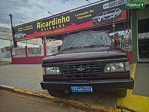 D-20 Luxe 3.9 1995/1996 em Campo Novo do Parecis - MT