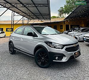Onix Hatch Activ 1.4 Automático Flex 2019/2019 em Várzea Grande - MT