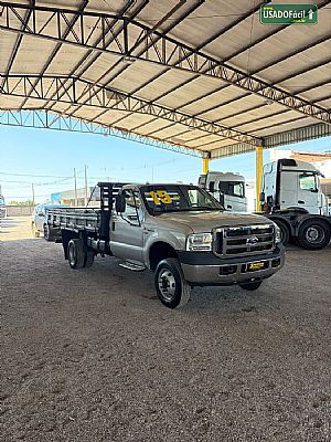 F-4000 4x4 2p Diesel 2015/2015 em Sinop - MT
