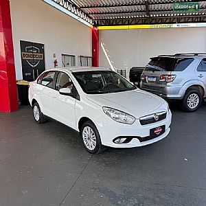 Grand Siena Attractive 1.4 Evo Fire Flex 2014/2014 em Rondonópolis - MT