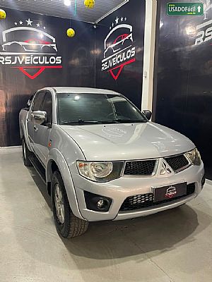 L200 Triton Hpe Cd 3.2 Turbo Automático Diesel 2012/2012 em Várzea Grande - MT