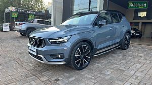 Volvo Xc 40 T-5 R-design 1.5 Fwd Híbrido 2021/2022 em Rondonópolis - MT