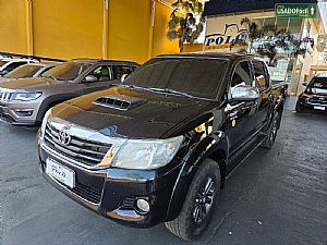 Hilux Srv Cd D4-d 3.0 4x4 Tdi  Diesel Automático 2011/2012 em Tangará da Serra - MT