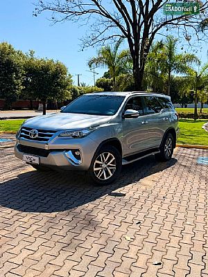 Hilux SW4 SRX 2.8 4x4 TDI Automático Diesel