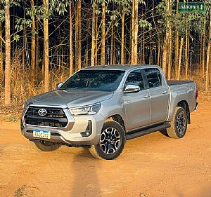 Hilux Srv Cd 2.7 4x4 Automático Flex 2021/2021 em Primavera do Leste - MT