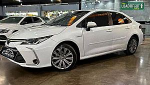 Corolla Altis Hybrid 1.8 Automático Flex Híbrido 2022/2023 em Várzea Grande - MT