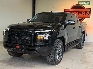 Triton HPE-S CD 2.4 4x4 Turbo Automático Diesel