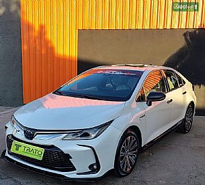 Corolla Altis Premium Hybrid 1.8 Automático Flex Híbrido