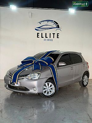 Etios Hatch Xls 1.5 Automático Flex 2016/2017 em Cuiabá - MT