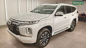 Pajero Sport Hpe 2.4 4x4 Diesel Automático 2022/2023 em Cuiabá - MT