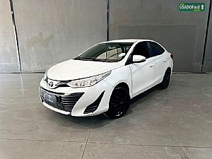 Yaris Sedan Xl 1.5 Flex 2021/2021 em Cuiabá - MT