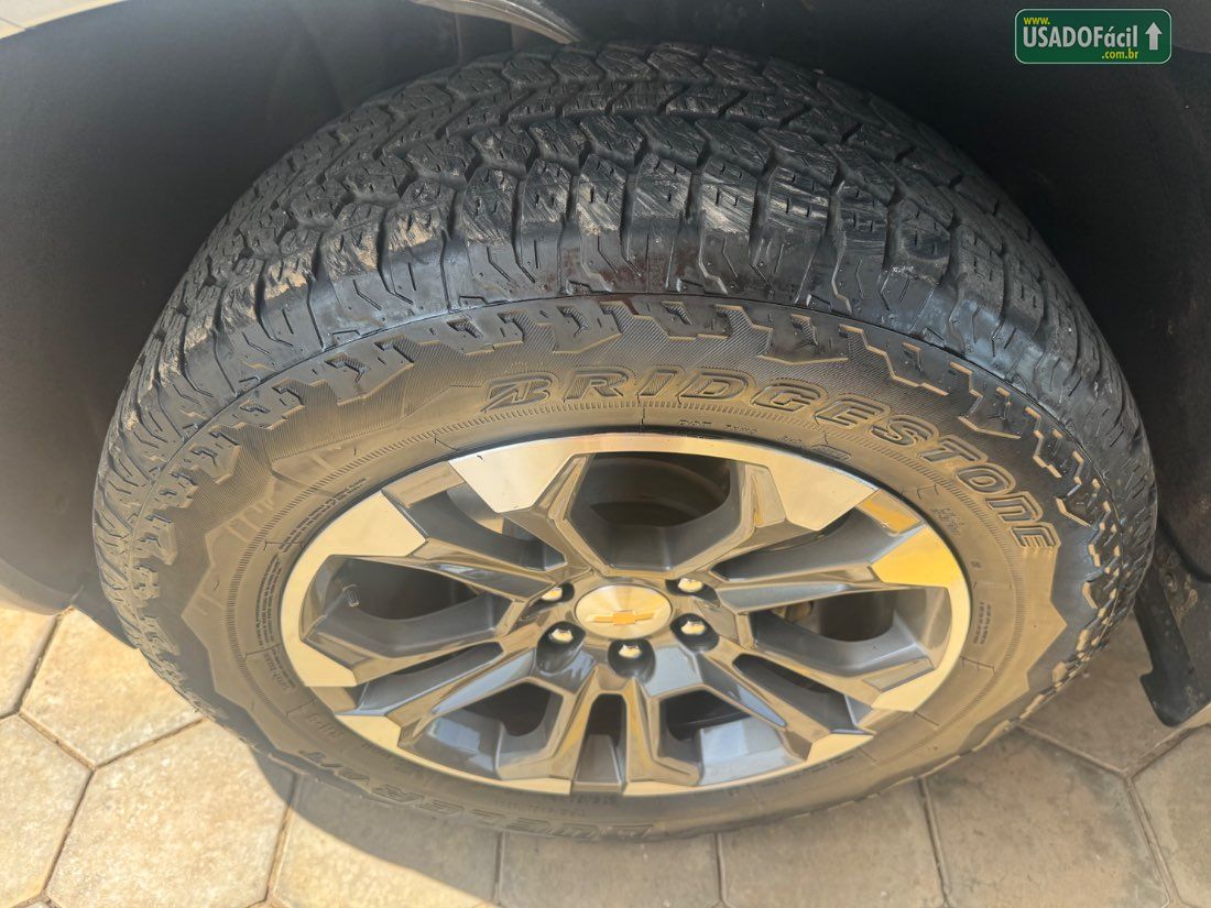CHEVROLET/GM Silverado High Country 5.3 V8 AWD Automático 2024/2025 — foto 30 de 31