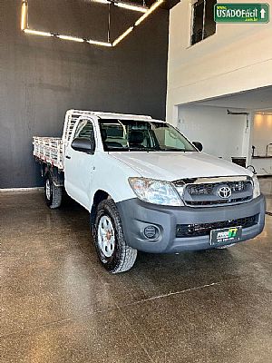 Hilux Cs D4-d 2.5 4x4 Mecânico Diesel 2011/2011 em Cuiabá - MT