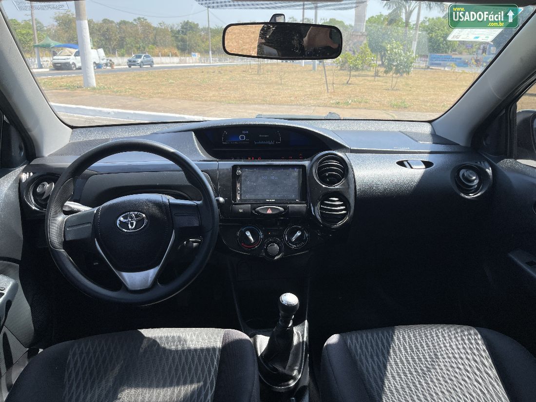 Toyota Etios Hatch X 1.3 Mecânico Flex 2018/2019 — foto 10 de 11
