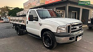 F-350 2p Diesel E5 2015/2015 em Várzea Grande - MT