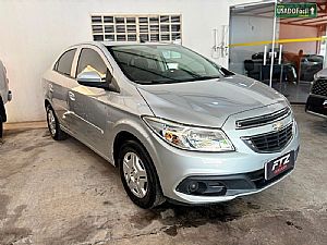 Prisma Sedan Lt 1.0 Flexpower 2014/2014 em Cuiabá - MT