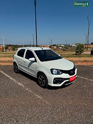 Etios Hatch X 1.3 Automático Flex 2017/2018 em Mirassol D`oeste - MT