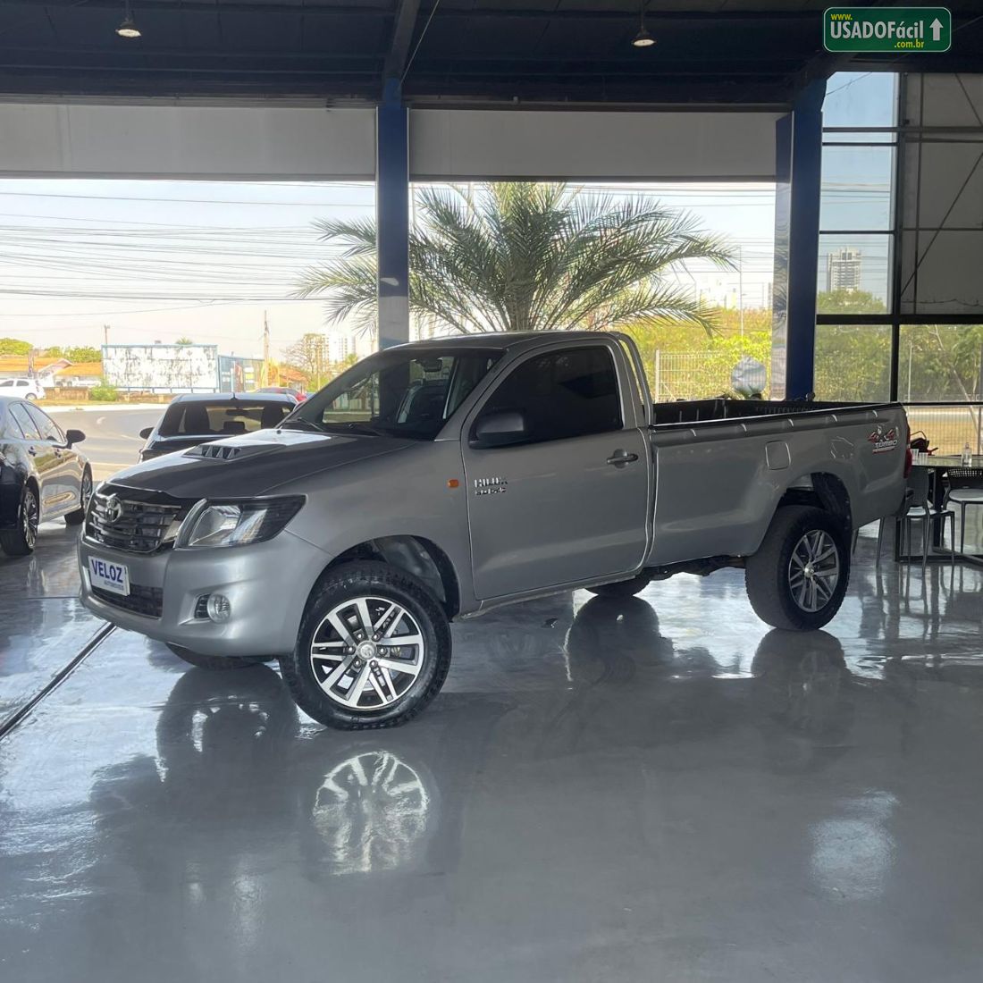 Toyota Hilux CS D4-D 3.0 4x4 TDI Mecânico Diesel 2012/2013 — foto 3 de 8