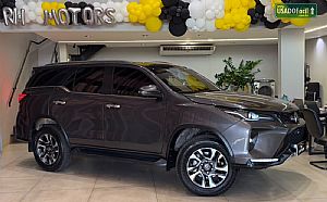 Hilux Sw4 Srx Platinum 2.8 4x4 Turbo Automático Diesel 2024/2025 em Cuiabá - MT