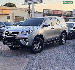 Hilux SW4 SR 2.7 4X2 Flex Automático