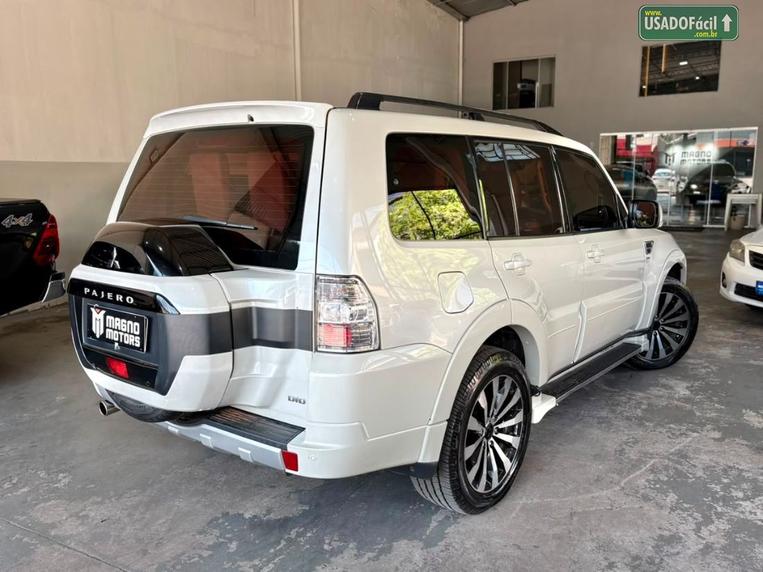 Mitsubishi Pajero HPE Full 3.2 4x4 Turbo Intercooler Automático Diesel 2016/2017 — foto 6 de 16