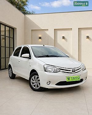Etios Hatch X 1.3 Mecânico Flex 2016/2017 em Cuiabá - MT