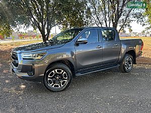 Hilux Srx Cd 2.8 4x4 Tdi Automático Diesel 2022/2022 em Campo Novo do Parecis - MT