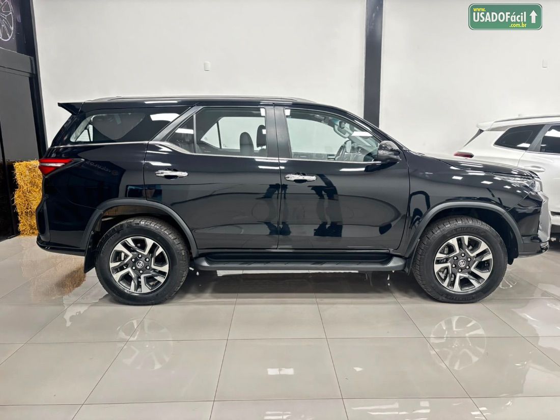 Toyota Hilux SW4 SRX Platinum 2.8 4x4 Turbo Automático Diesel 2023/2024 — foto 4 de 24