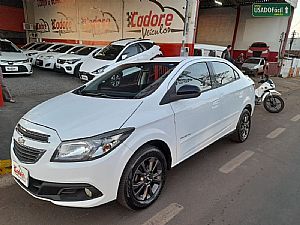 Prisma Sedan Advantage 1.0 Flexpower 2014/2015 em Tangará da Serra - MT