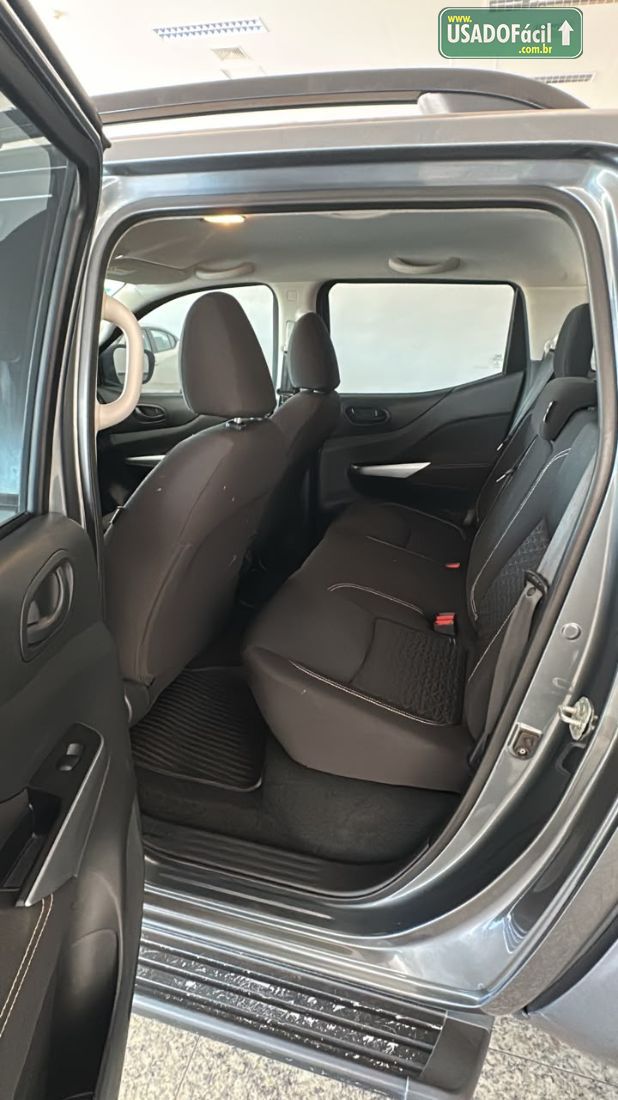 Nissan Frontier Attack CD 2.3 4x4 Bi-Turbo Automático Diesel 2022/2023 — foto 15 de 17