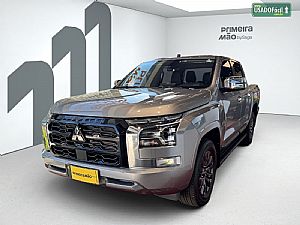 Triton Hpe Cd 2.4 4x4 Turbo Automático Diesel 2025/2026 em Cuiabá - MT