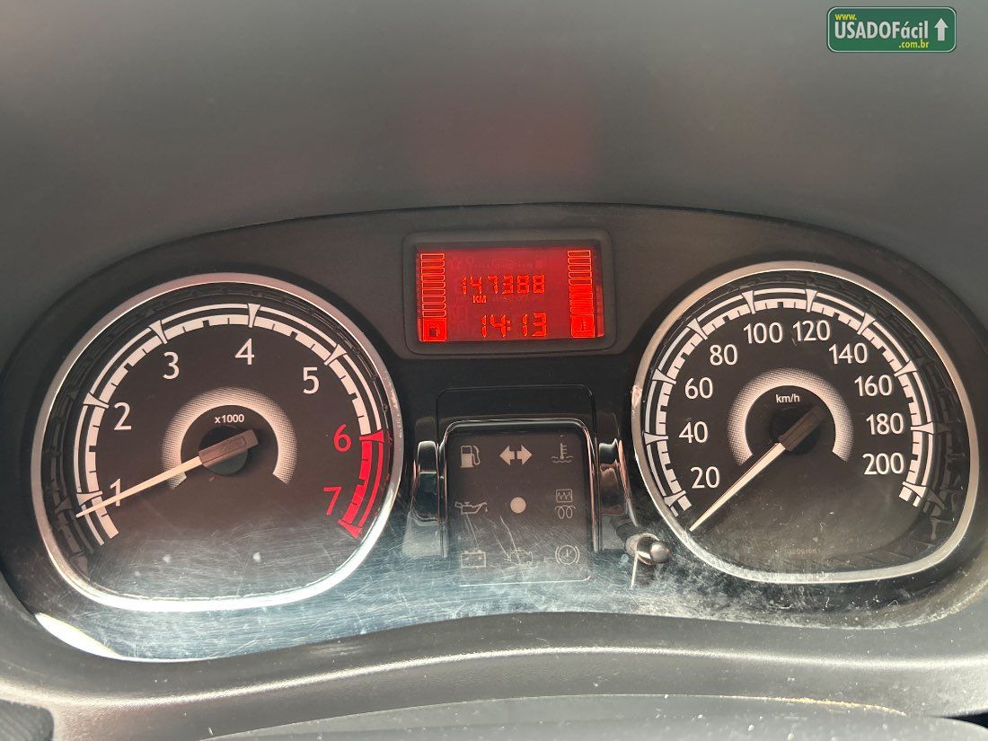 Renault Sandero TechRun 1.0 Hi-Flex 5P 2013/2014 — foto 14 de 16