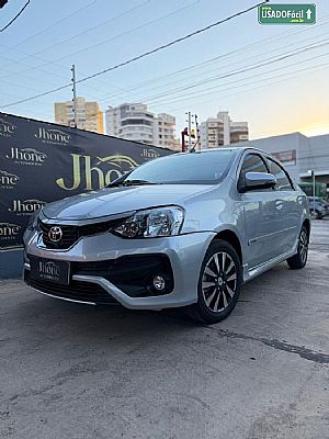 Etios Sedan Platinum 1.5 Automático Flex 2017/2018 em Cuiabá - MT