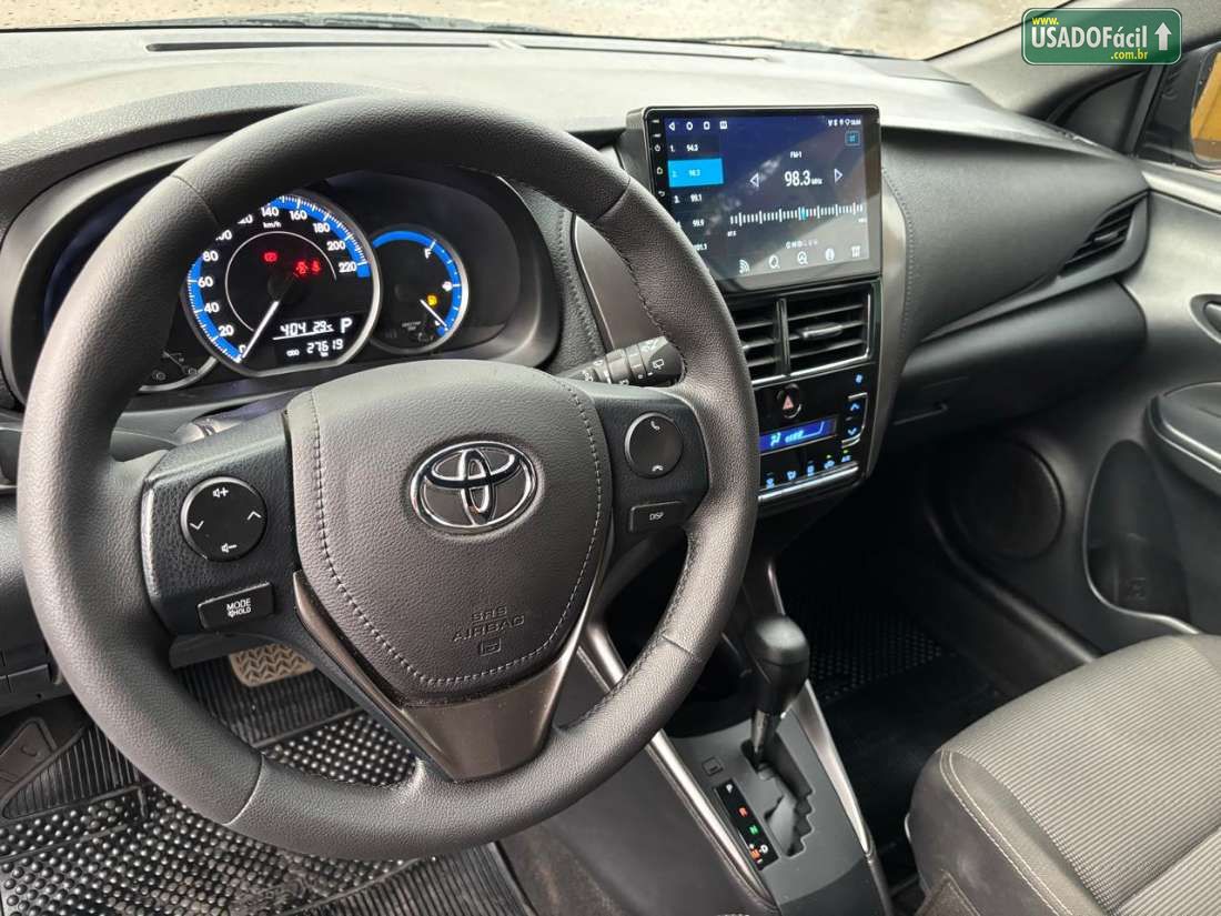 TOYOTA Yaris Hatch XL 1.5 Automático Flex 2024/2025 — foto 9 de 15