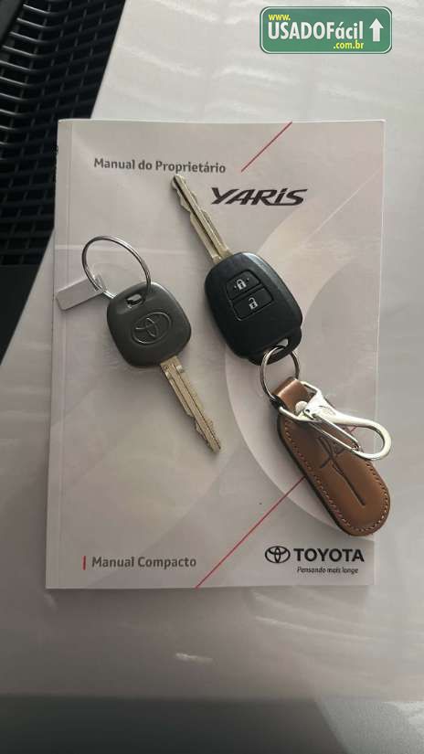 TOYOTA Yaris Hatch XL 1.5 Automático Flex 2024/2025 — foto 2 de 16