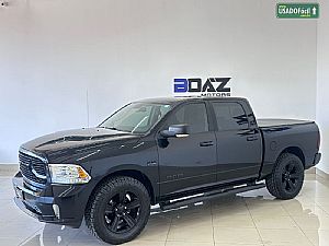 Ram Classic Laramie Cd 5.7 V8 4x4 Automático 2022/2022 em Cuiabá - MT