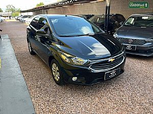 Onix Hatch Lt 1.0 Mecânico Flex 2017/2017 em Rondonópolis - MT