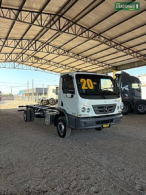 mercedes Accelo 815 2p diesel E5