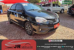 Etios Sedan Platinum 1.5 Automático Flex 2016/2017 em Rondonópolis - MT