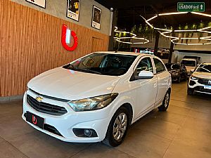 Onix Hatch Lt 1.0 Mecânico Flex 2019/2019 em Cuiabá - MT