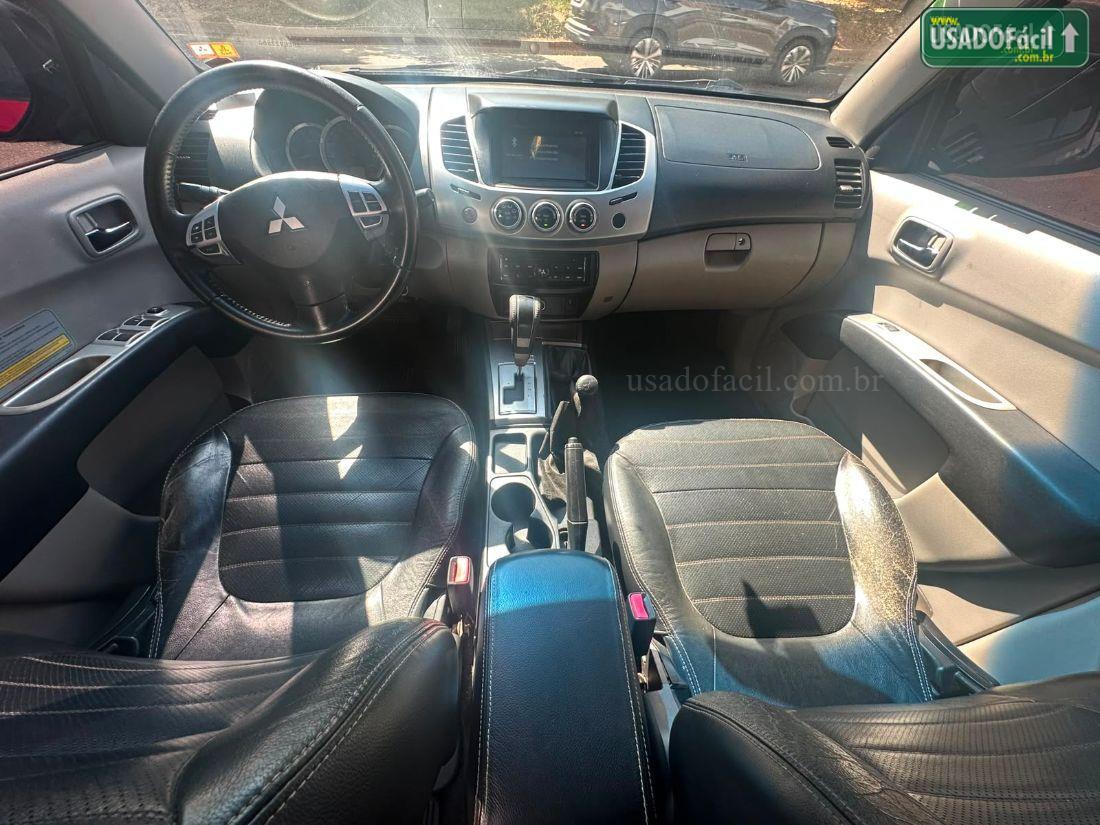 MITSUBISHI L200 Triton HPE CD 3.2 Turbo Intercooler Mecânico Diesel 2014/2015 — foto 9 de 17