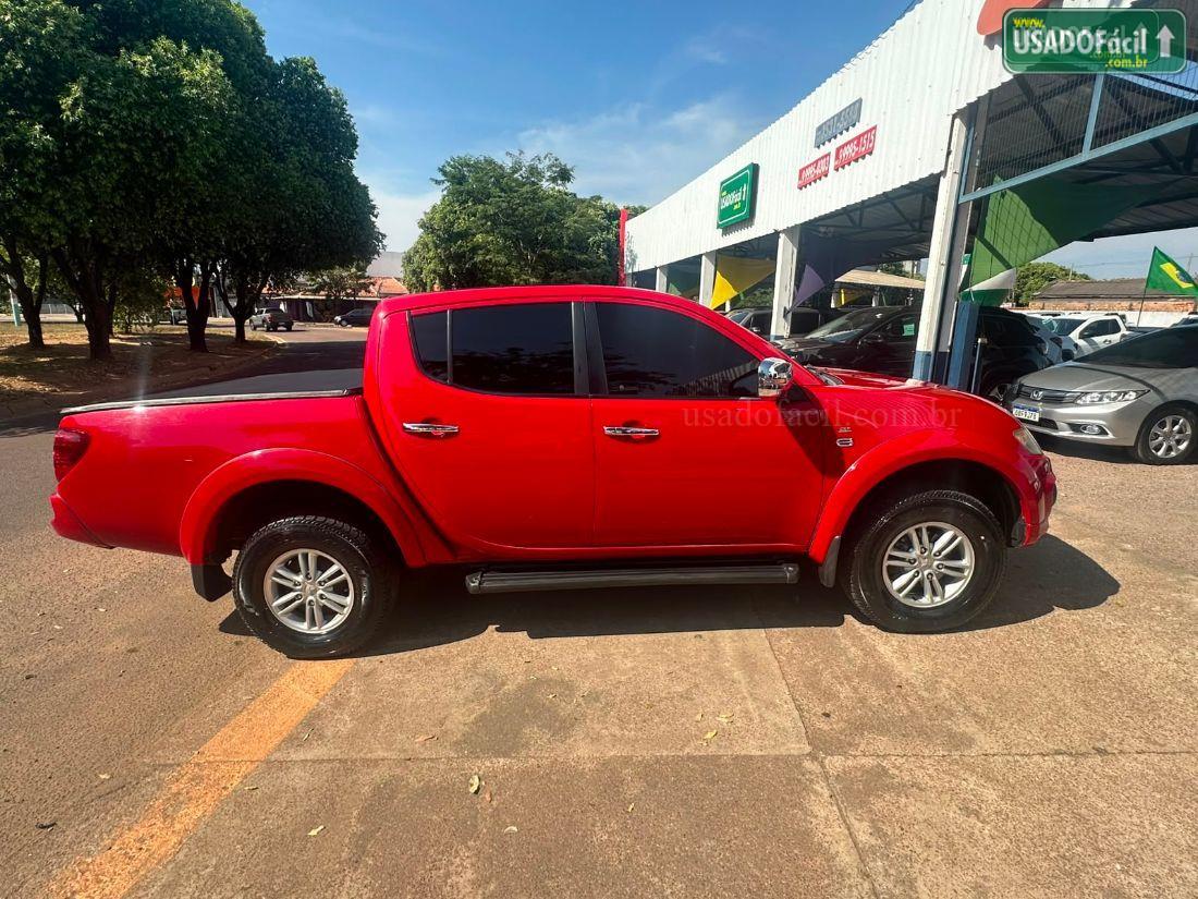 MITSUBISHI L200 Triton HPE CD 3.2 Turbo Intercooler Mecânico Diesel 2014/2015 — foto 7 de 17