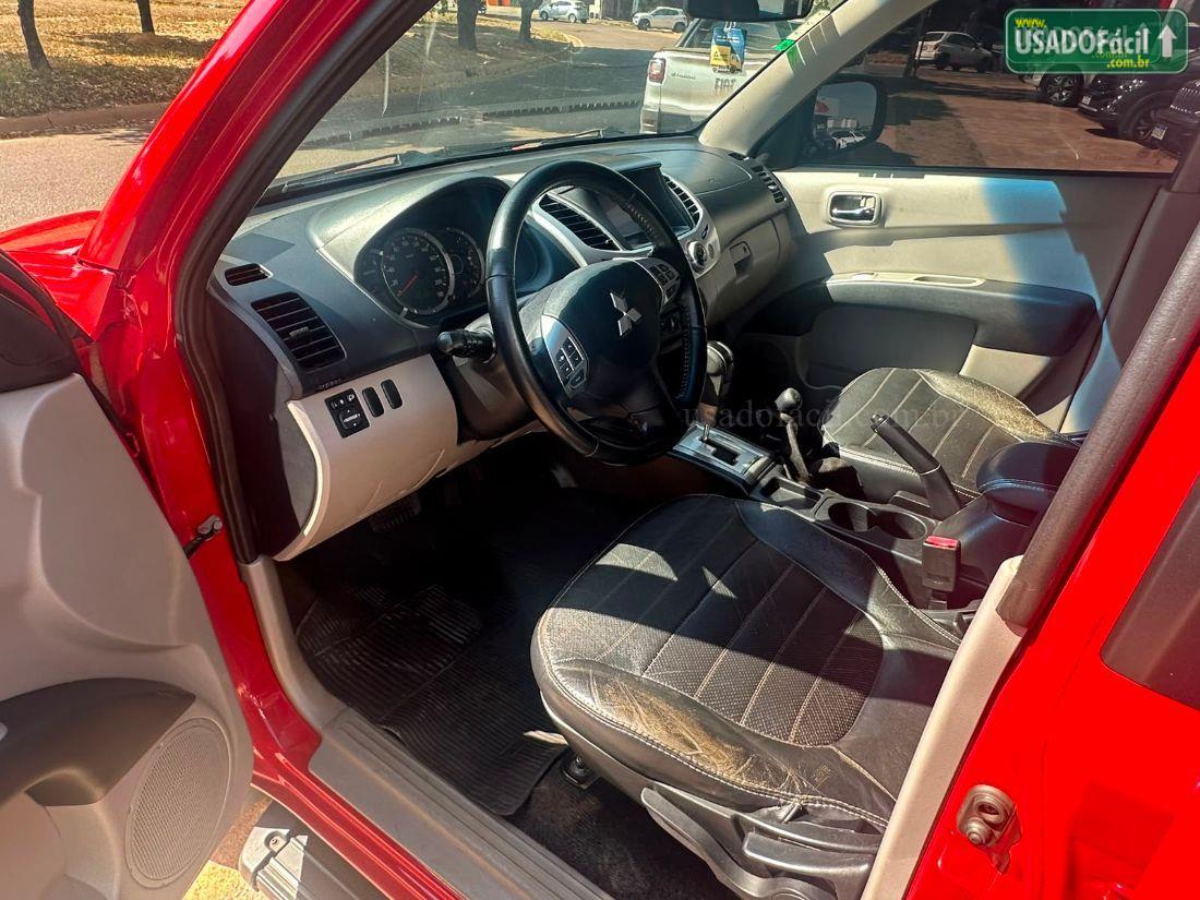 MITSUBISHI L200 Triton HPE CD 3.2 Turbo Intercooler Mecânico Diesel 2014/2015 — foto 11 de 17