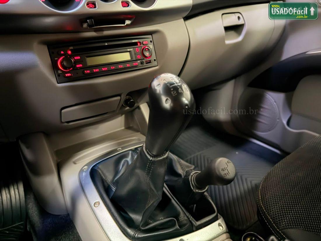 MITSUBISHI L200 Triton GLS CD 3.2 Turbo Intercooler Mecânico Diesel 2015/2015 — foto 15 de 15