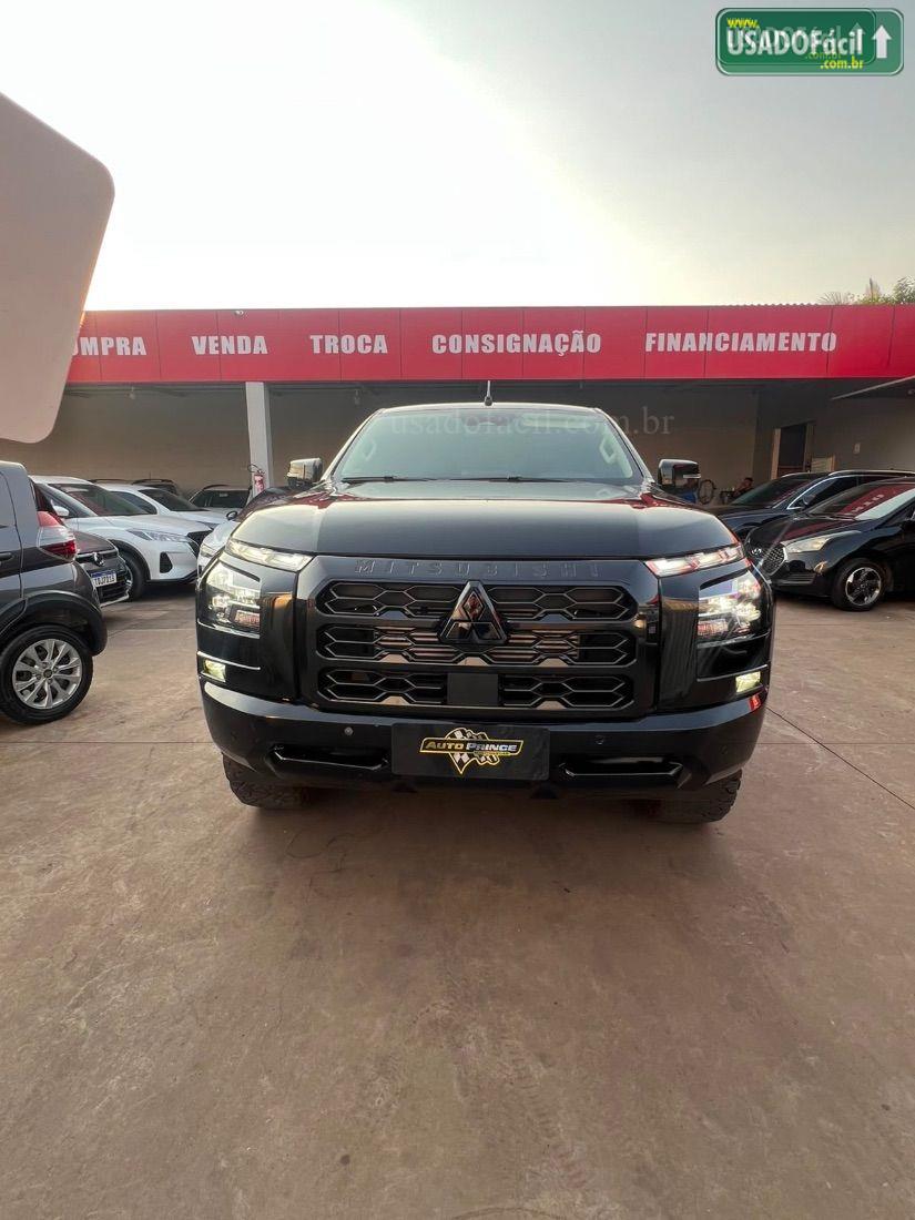MITSUBISHI Triton HPE-S CD 2.4 4x4 Turbo Automático Diesel 2025/2026 — foto 4 de 11