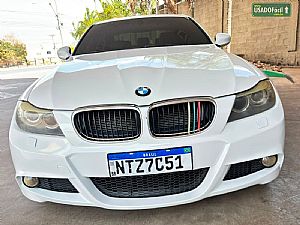 Bmw 318i 2.0 2011/2012 em Cuiabá - MT