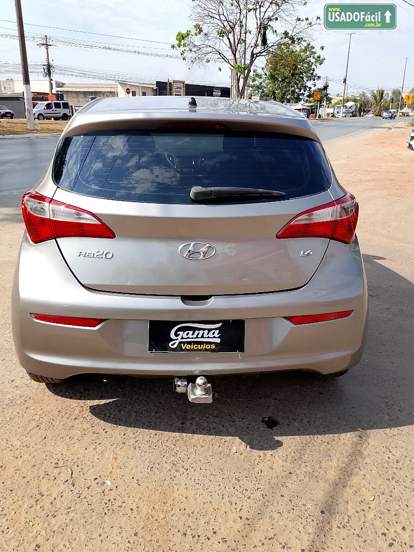 Hyundai HB20 Hatch Comfort 1.6 Mecânico Flex 2016/2016 — foto 8 de 11