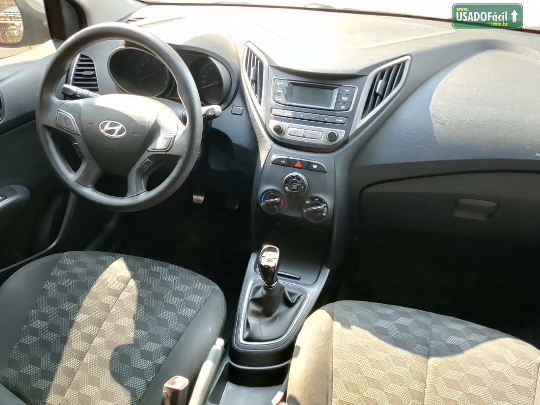 Hyundai HB20 Hatch Comfort 1.6 Mecânico Flex 2016/2016 — foto 9 de 11