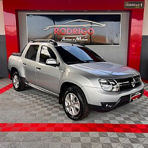 Duster Oroch Expression 1.6 16v Mecânico Flex 2019/2020 em Cuiabá - MT